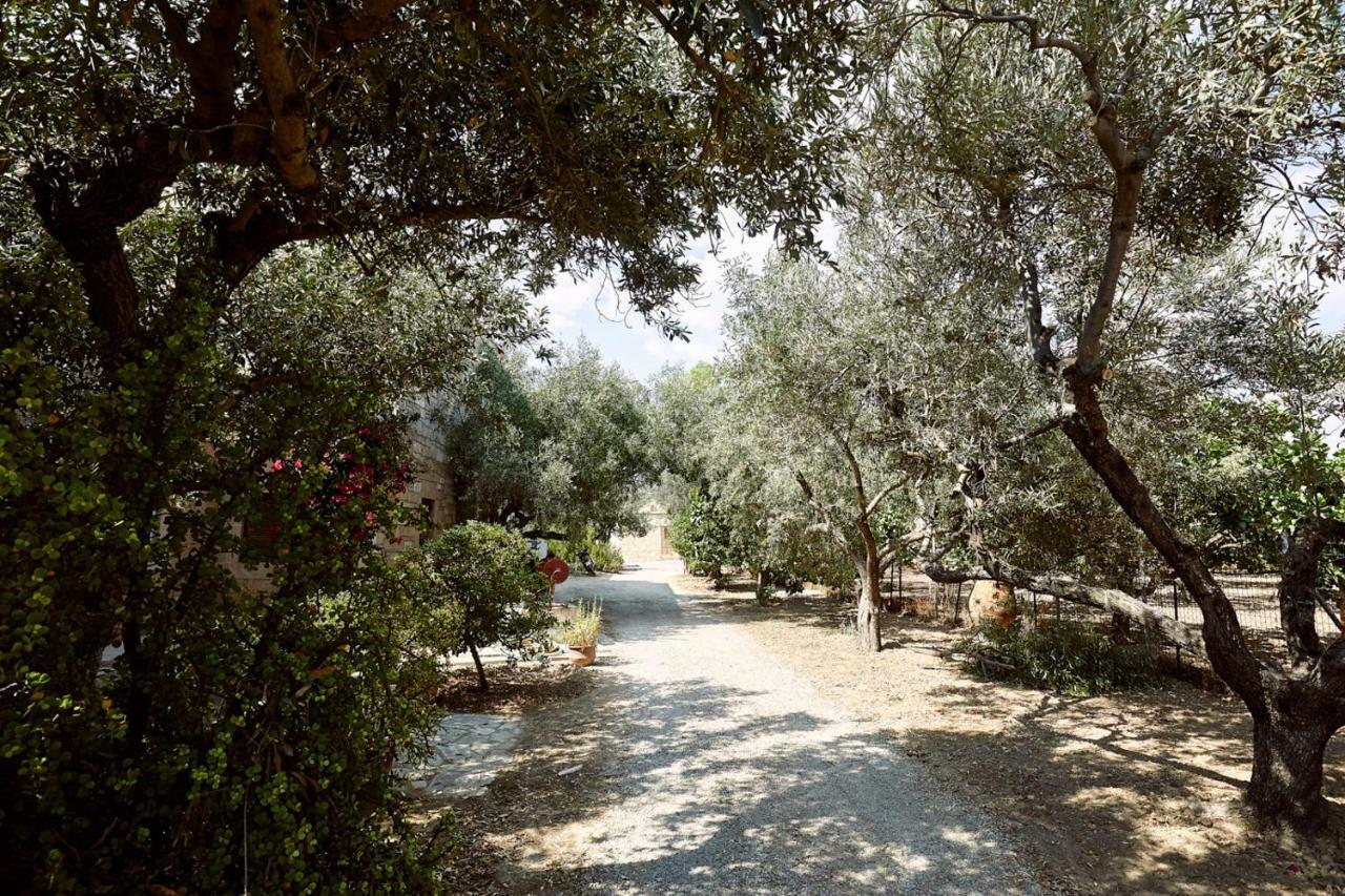 Nikolaou Art Residence Aegina Luaran gambar
