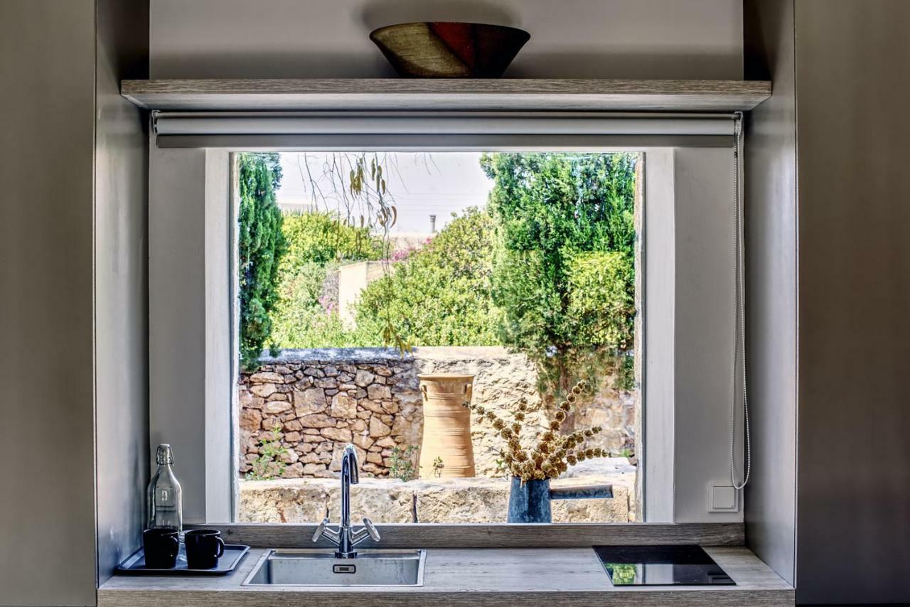 Nikolaou Art Residence Aegina Luaran gambar